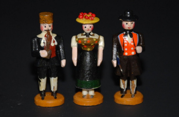 Erzgebirge 3 Stück Miniatur Nasenfiguren Trachtenfiguren * L. Hiemann * Seiffen 20er Jahre