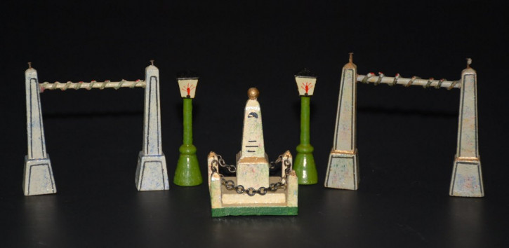 Erzgebirge Miniaturen für Park-Szene inkl. Denkmal * 5 Teile * Seiffen 20er Jahre