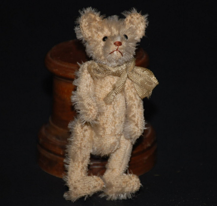 antique white miniature Steiff teddy bear with button eyes * height 3.5 inch * around 1910