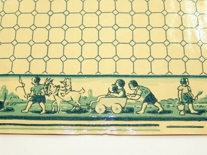 antike Puppenküchen Fliesen - Tapete mit Kindermotiv * 1910