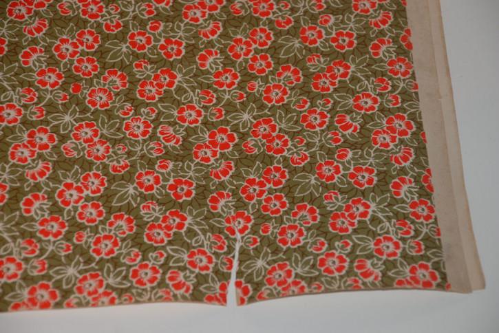 antike Puppenstuben Jugendstiltapete rote Blüte  * um 1910