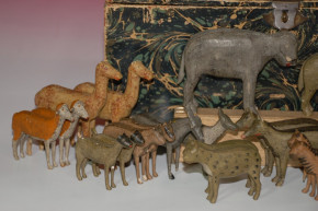 Erzgebirge Noah's Ark 5 figures and numerous pairs of animals * A total of 50 parts * from at 1840/1850