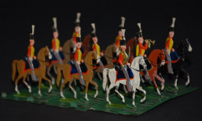 uralte Zinnfiguren * 9 französische Husaren Reiter * auf Blechsockel abnehmbar * um 1900