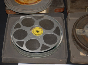 Spielzeugherstellung im Erzgebirge um 1937 * 26 min. * digitalisiert auf USB-Stick