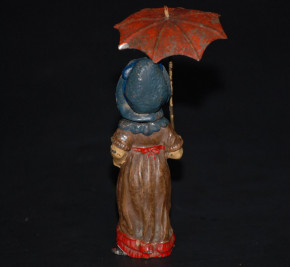 G. Heyde Dresden * Kopfwackler Figur * Karrikatur Dame mit Haube und Schirm * um 1900