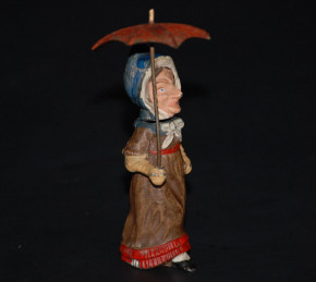 G. Heyde Dresden * Kopfwackler Figur * Karrikatur Dame mit Haube und Schirm * um 1900