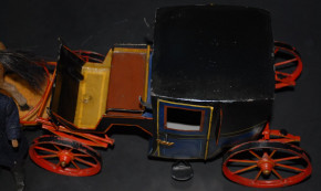 uralte Rock & Graner Kutsche mit Fellpferd & Kutscher * L 50 cm * um 1890/1895