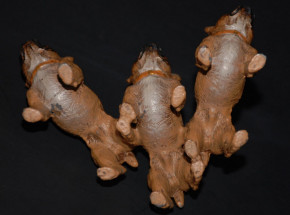 Heyde G. Dresden * Hunde Gruppe * 3 franz. Bulldoggen * H. 6 cm * um 1900