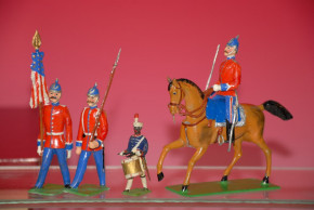 NORIS 19 Zinnfiguren * US-Infanterie Reiter im Karton * H 11 cm * vor 1900