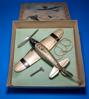 Tipp & Co. Sportflieger * Eindecker * Blech/litho. im o.K. * ab 1936